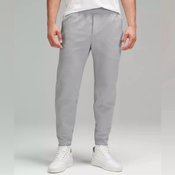 Lululemon Textured Spacer Classic-Tapered Pant Gray Large - Picture 1 of 13